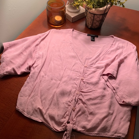 Forever 21 Tops - Forever 21 size small breezy blouse